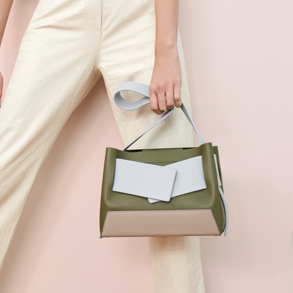 Yuzefi Biggy Leather Tote Bag